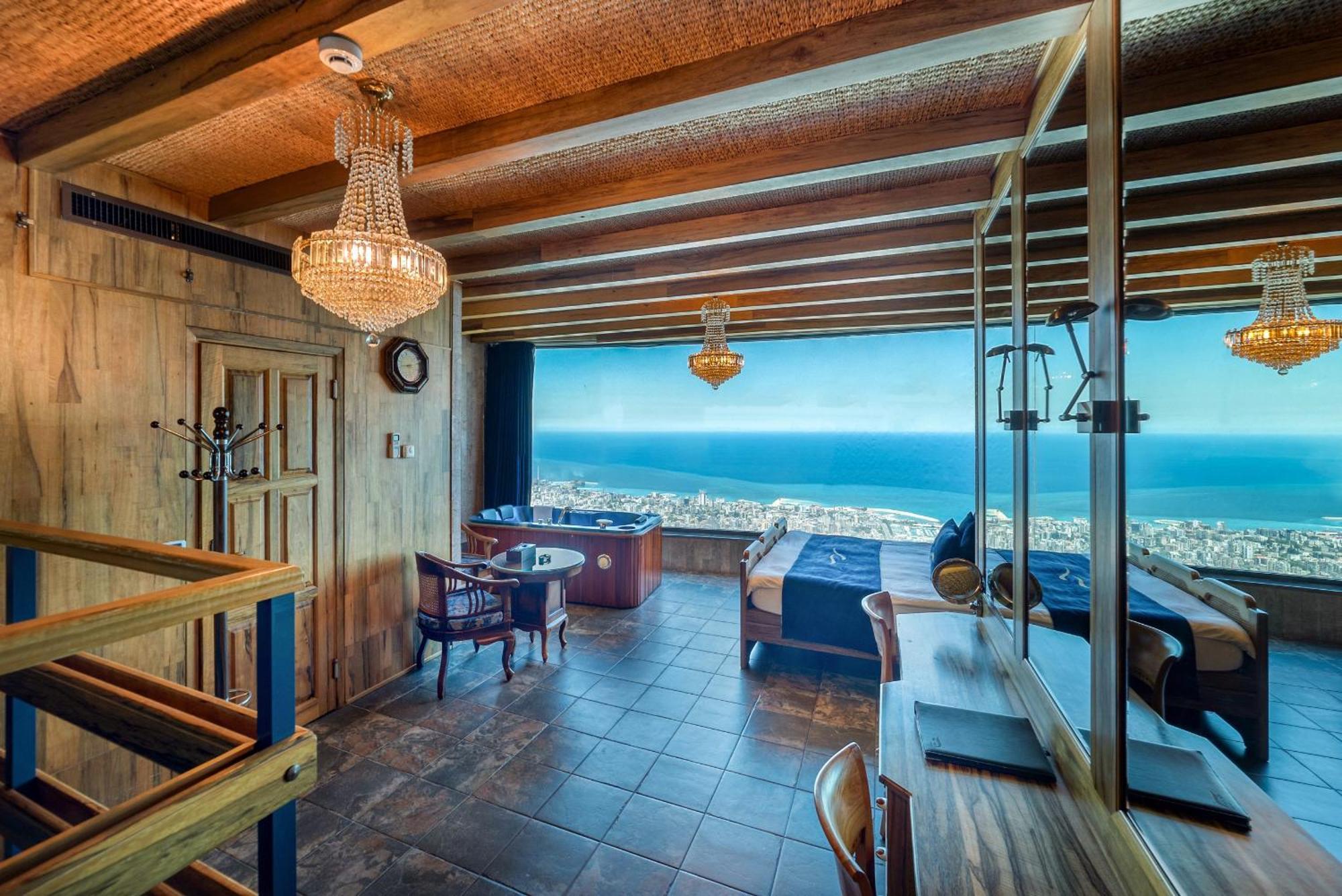 Bay Lodge Boutique Hotel Jounieh Exterior foto