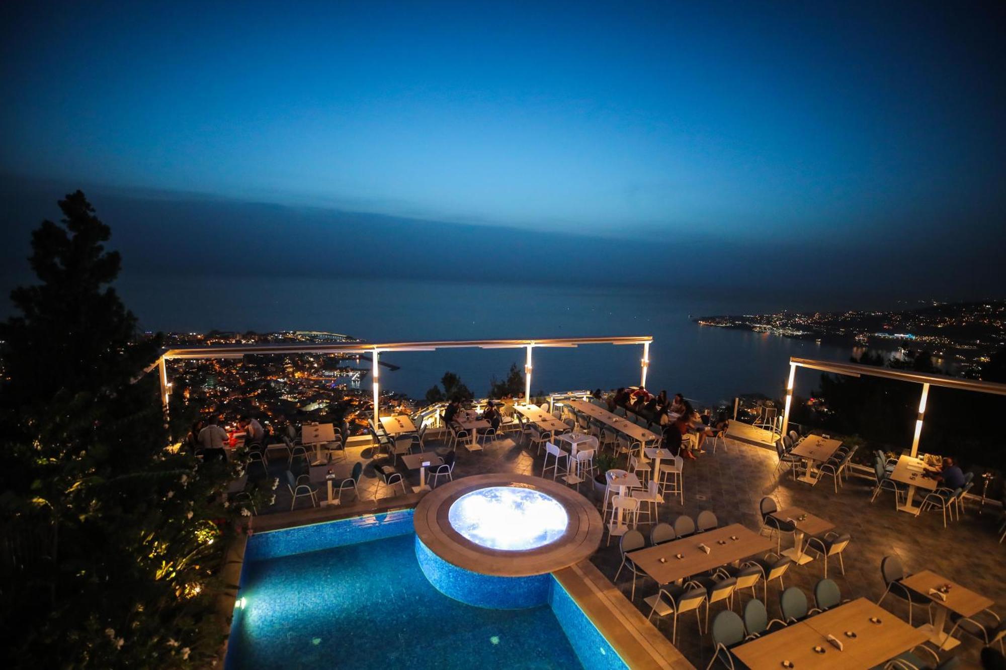 Bay Lodge Boutique Hotel Jounieh Exterior foto