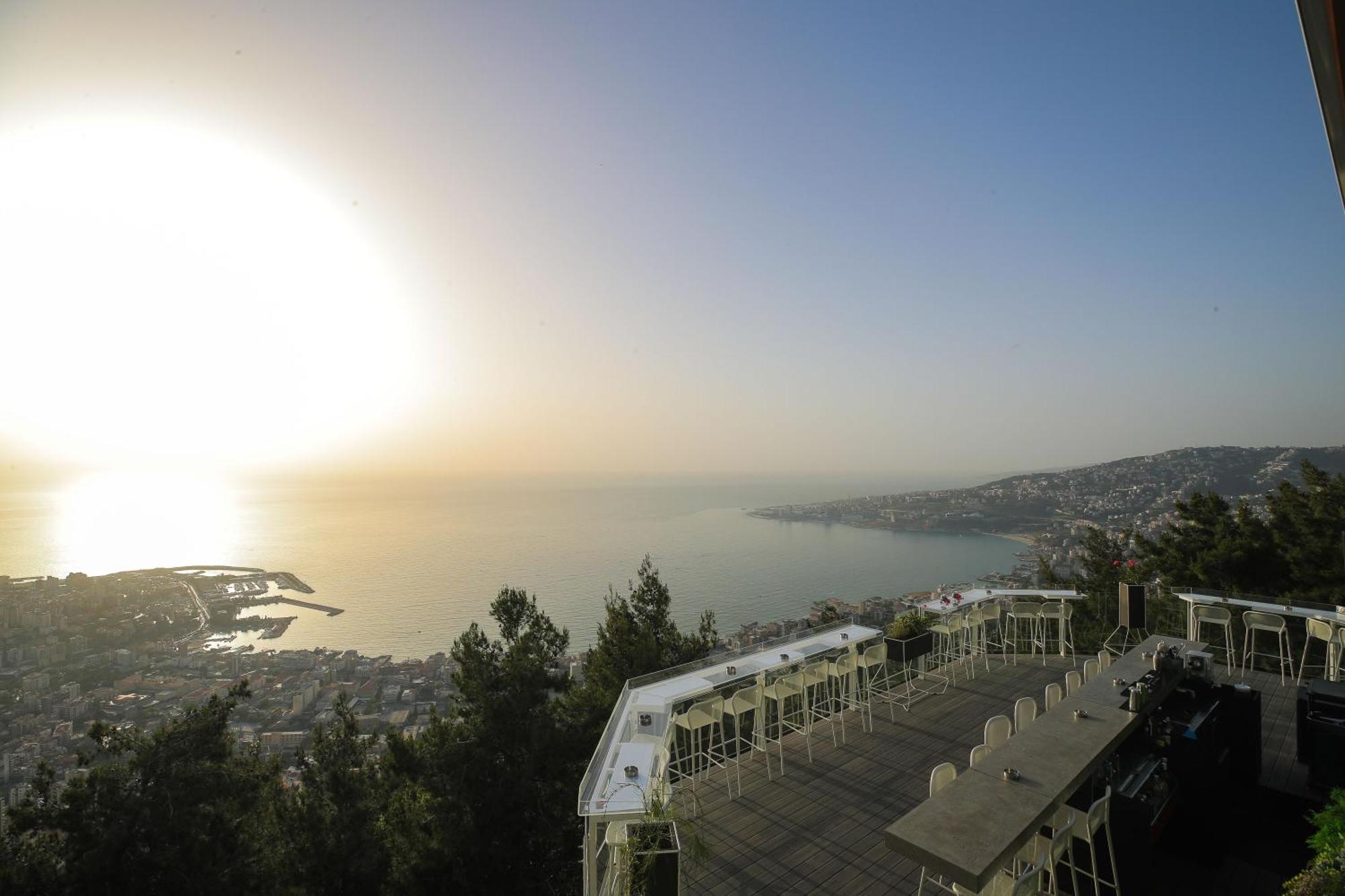 Bay Lodge Boutique Hotel Jounieh Exterior foto