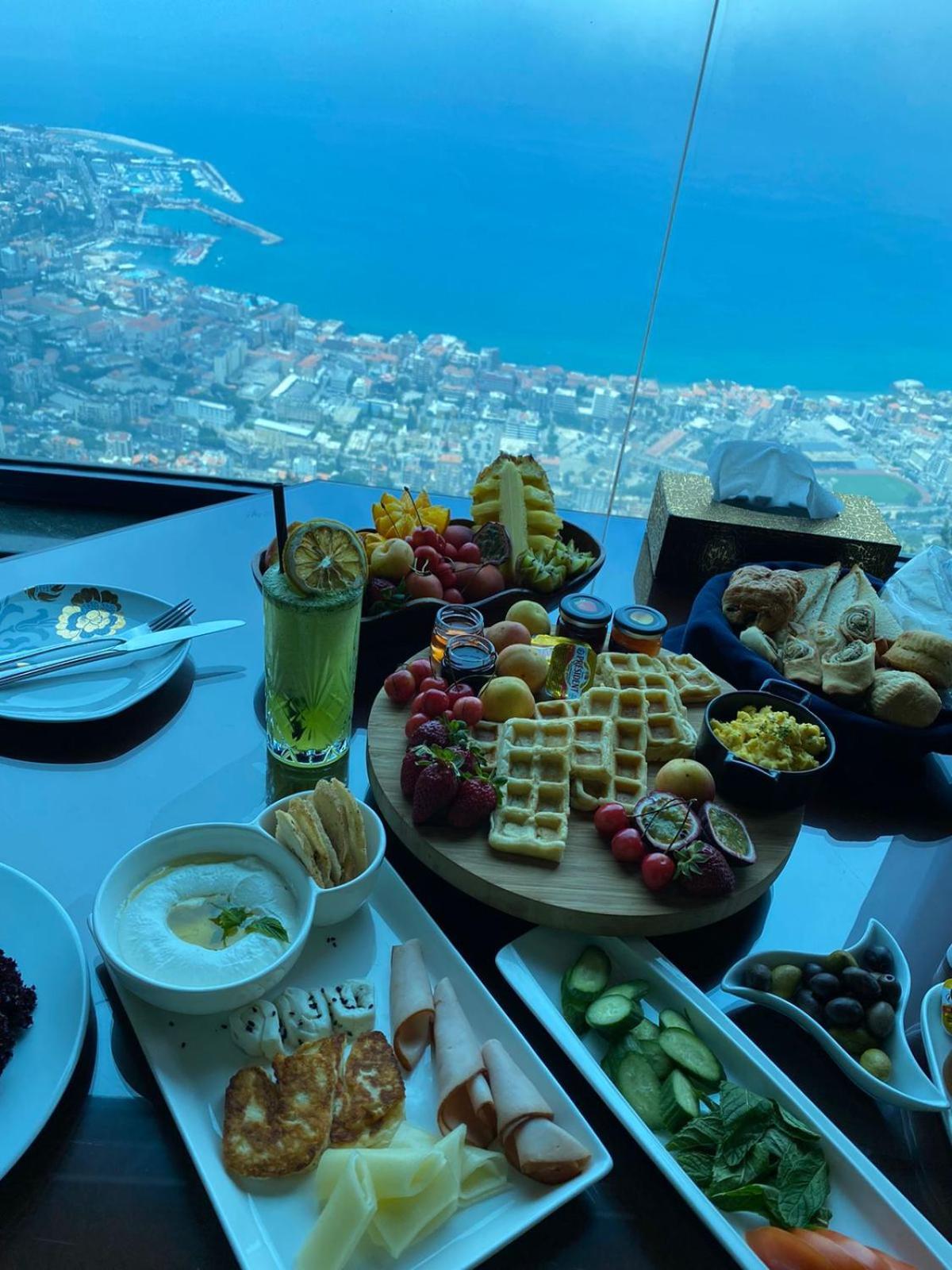 Bay Lodge Boutique Hotel Jounieh Exterior foto